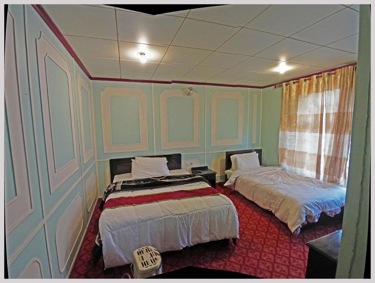 Hotel Dewanekhas سكردو المظهر الخارجي الصورة